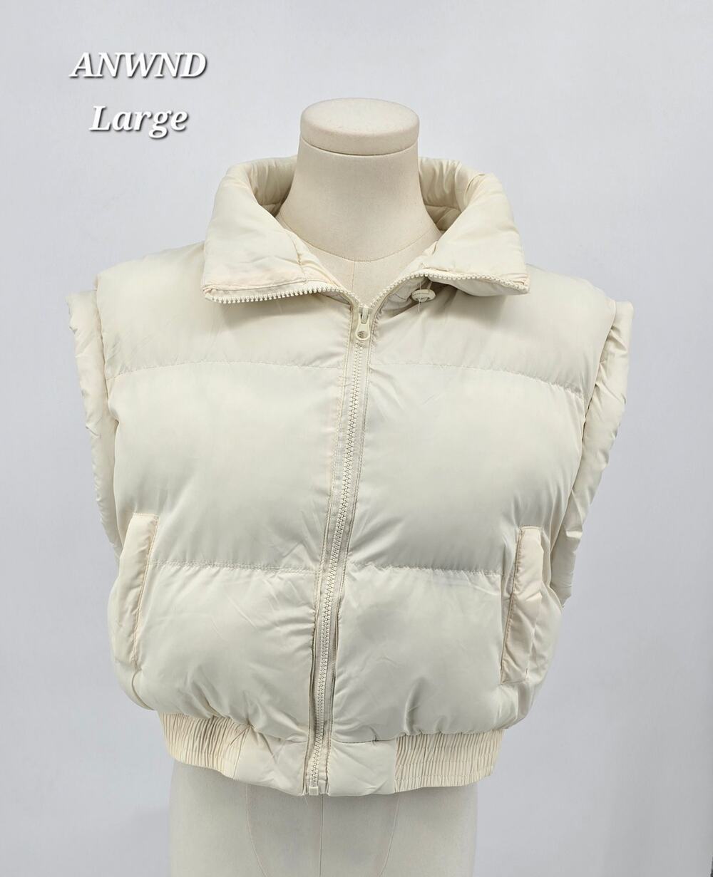 ANWND Ivory Cropped Puffer Vest –‎ Size L